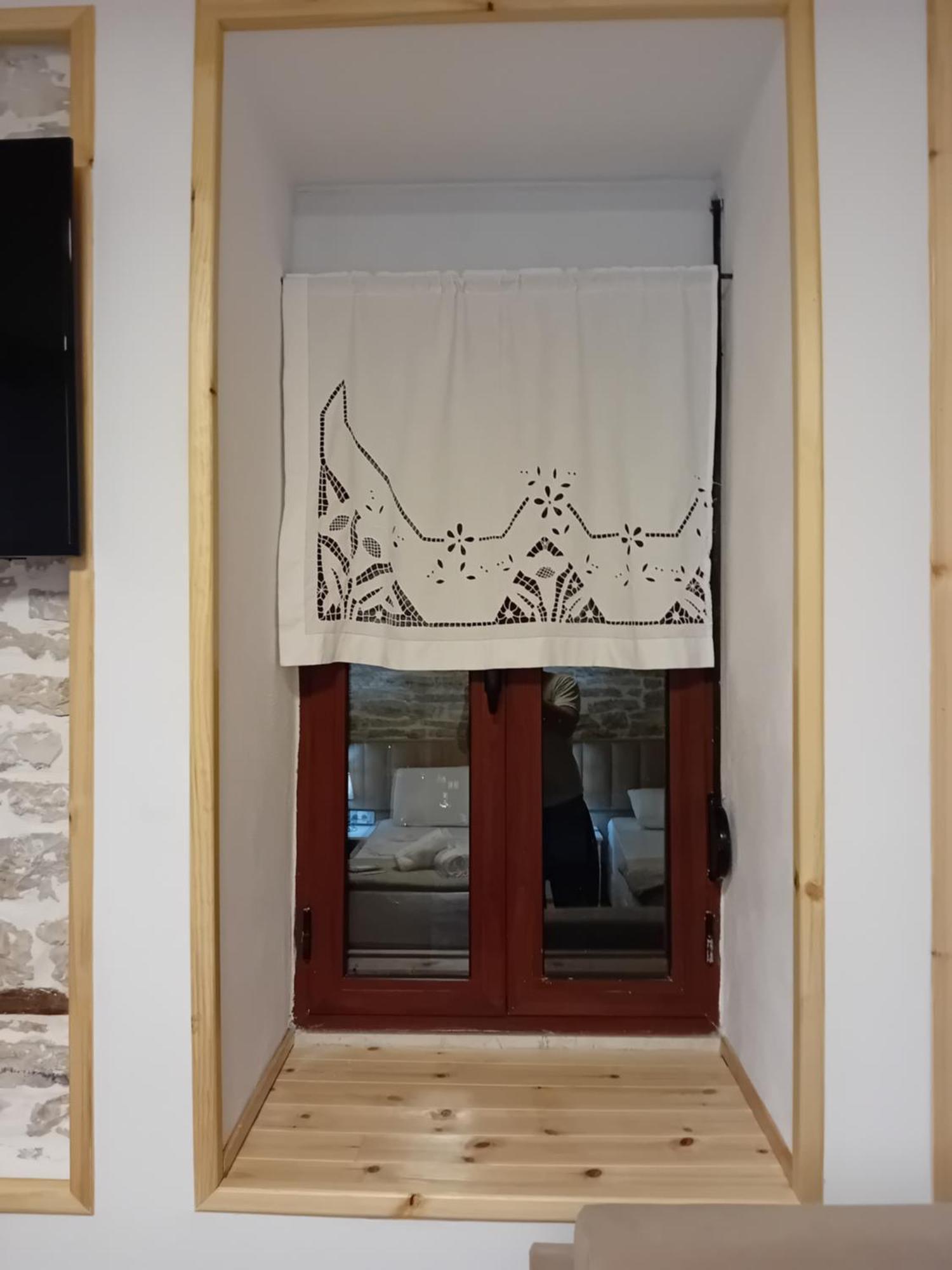 Arpet Guesthouse Gjirokastër 外观 照片