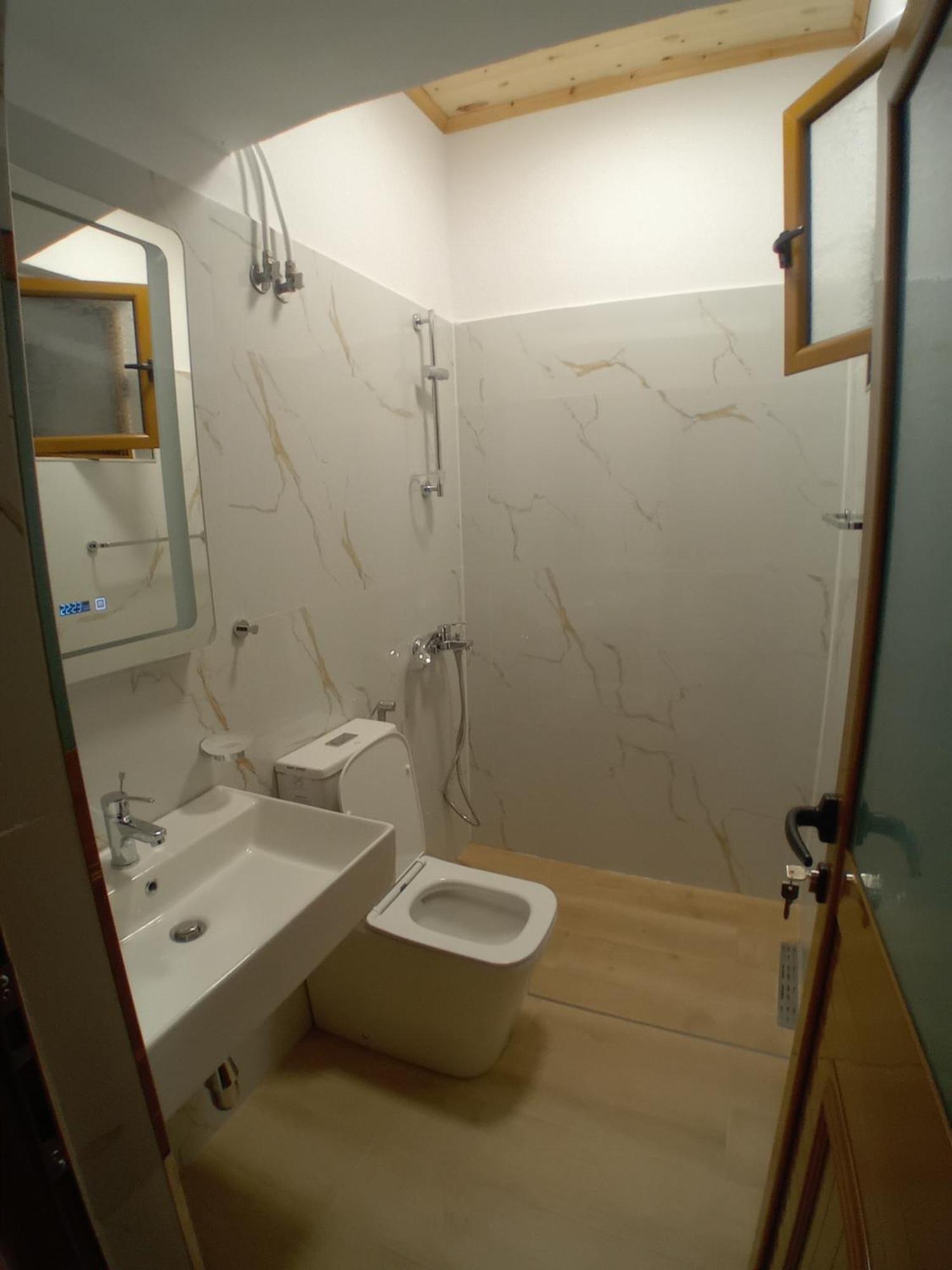 Arpet Guesthouse Gjirokastër 外观 照片
